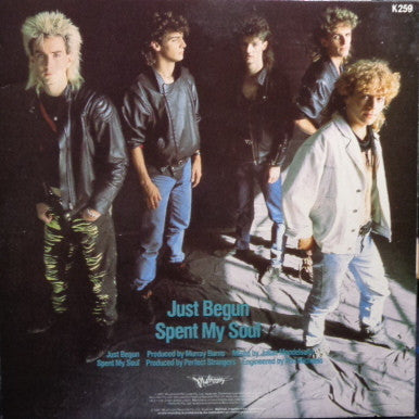 Perfect Strangers (8) : Just Begun (7", Single)