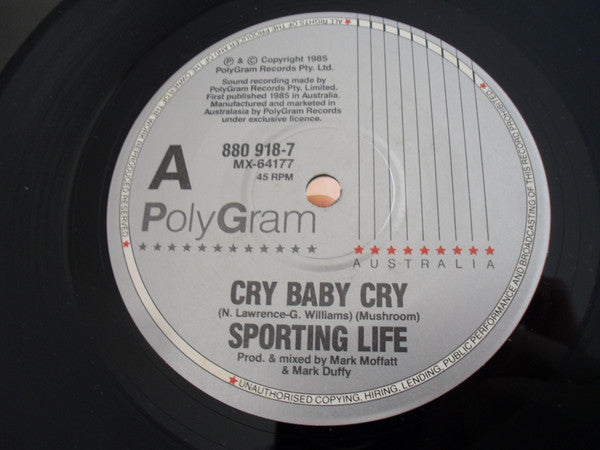 Sporting Life (4) : Cry Baby Cry (7", Single)
