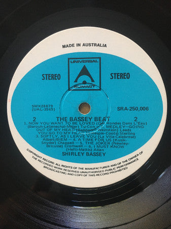 Shirley Bassey : The Bassey Beat (LP, Comp)