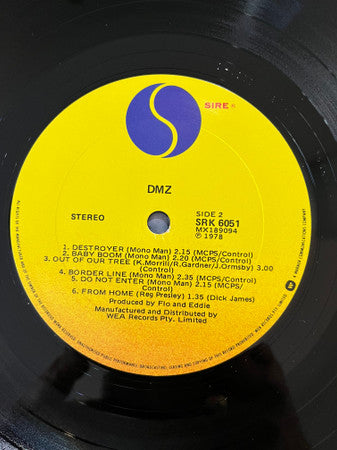 DMZ (2) : DMZ (LP, Album)