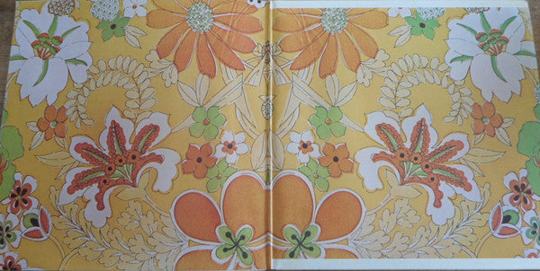 Neil Young : On The Beach (LP, Album, Gat)