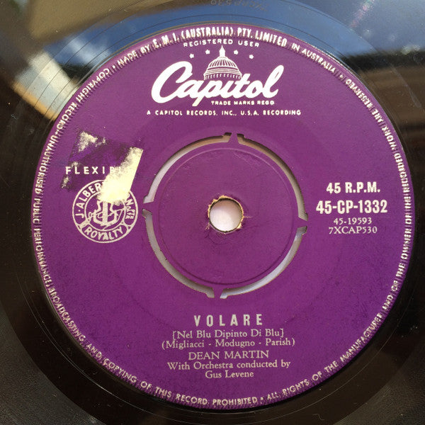 Dean Martin : Volare (Nel Blu Dipinto Di Blu) / Outta My Mind (7", Single)