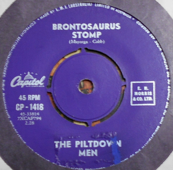 The Piltdown Men : Brontosaurus Stomp (7", Single)