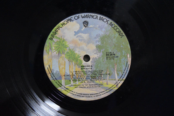 America (2) : America (LP, RE)