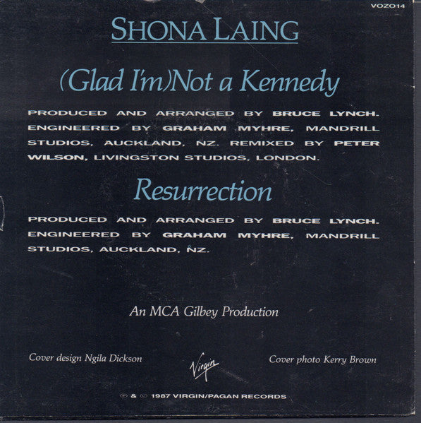 Shona Laing : (Glad I'm) Not A Kennedy (7", Promo)