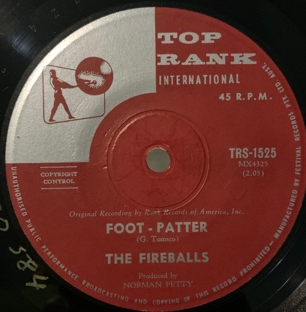 The Fireballs : Foot-Patter / Kissin&#39; (7&quot;, Single)