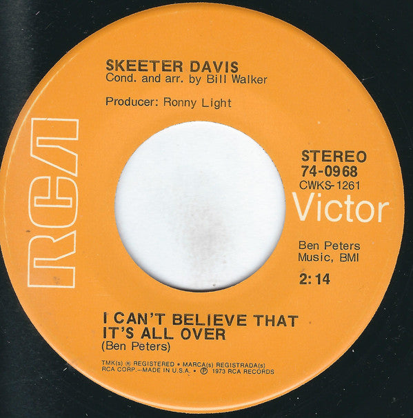 Skeeter Davis : I Can't Believe That It's All Over (7", Hol)