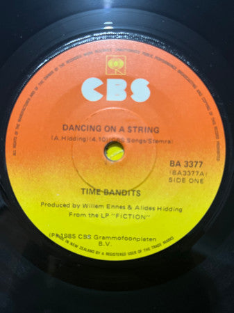 Time Bandits : Dancing On A String (7", Single)