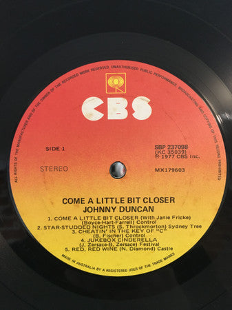 Johnny Duncan (3) : Come A Little Bit Closer (LP, Album)