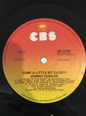 Johnny Duncan (3) : Come A Little Bit Closer (LP, Album)