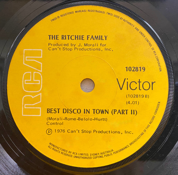 The Ritchie Family : Best Disco In Town (7", Single)