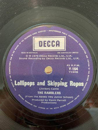 The Ramblers (From The Abbey Hey Junior School) : The Sparrow (7", Single)