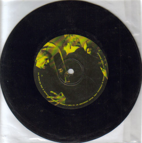 Outline (9) : The Cicada (That Ate Five Dock) (7", Single)