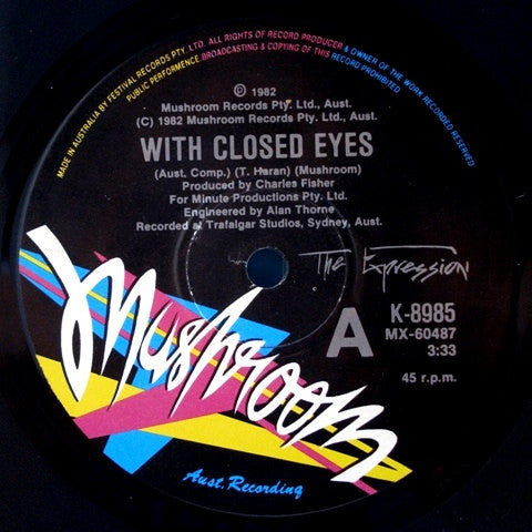 The Expression : With Closed Eyes (7", Single)