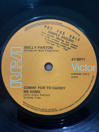 Dolly Parton : Comin&#39; For To Carry Me Home / Golden Streets Of Glory (7&quot;, Single, Sam)