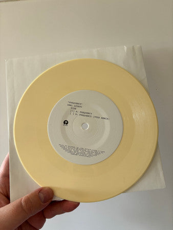 Demi Lovato : Frequency (7", RSD, Single, Ltd, But)