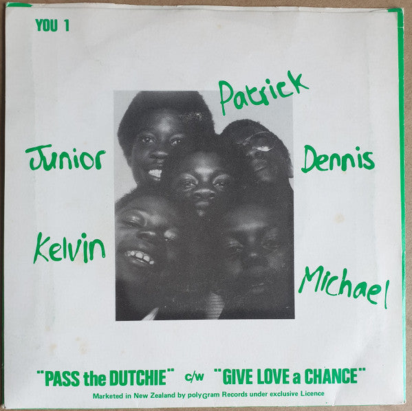 Musical Youth : Pass The Dutchie (7", Single)