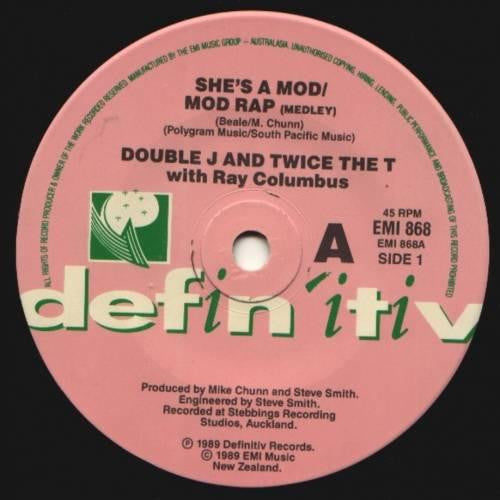 Double J & Twice The T With Ray Columbus : Mod Rap / Rockin' On The M.I.C. (7", Single)