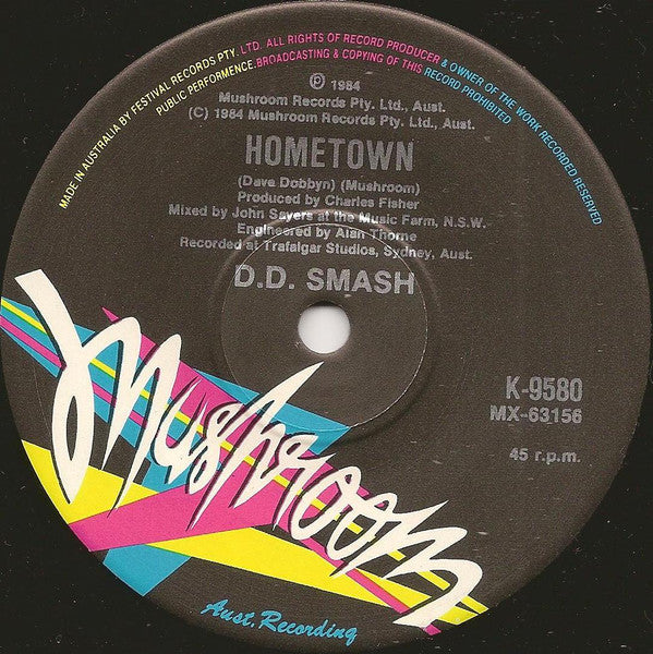 D.D. Smash* : Magic (What She Do) (7", Single, Ltd)