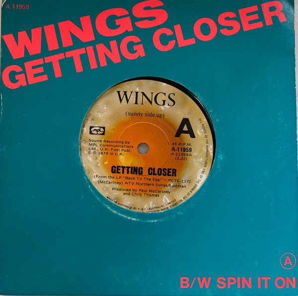 Wings (2) : Getting Closer (7", Single)