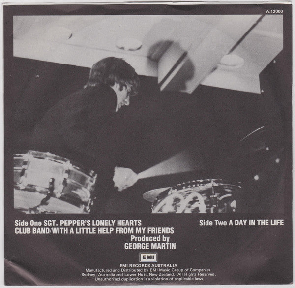 The Beatles : Sgt. Pepper's Lonely Hearts Club Band / With A Little Help From My Friends (7", Single)