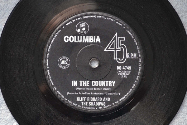 Cliff Richard &amp; The Shadows : In The Country / Finders Keepers (7&quot;, Single)