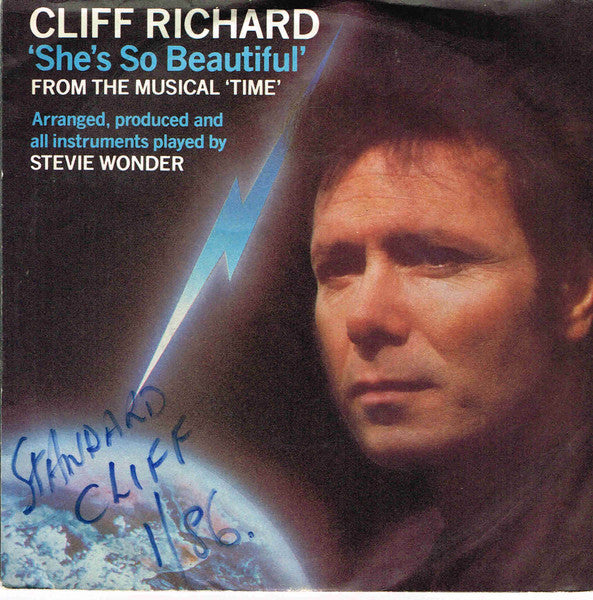 Cliff Richard : She's So Beautiful (7", Single, pic)